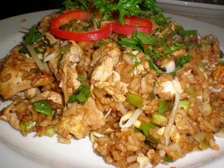 Chicken Fried Rice | El Puerto