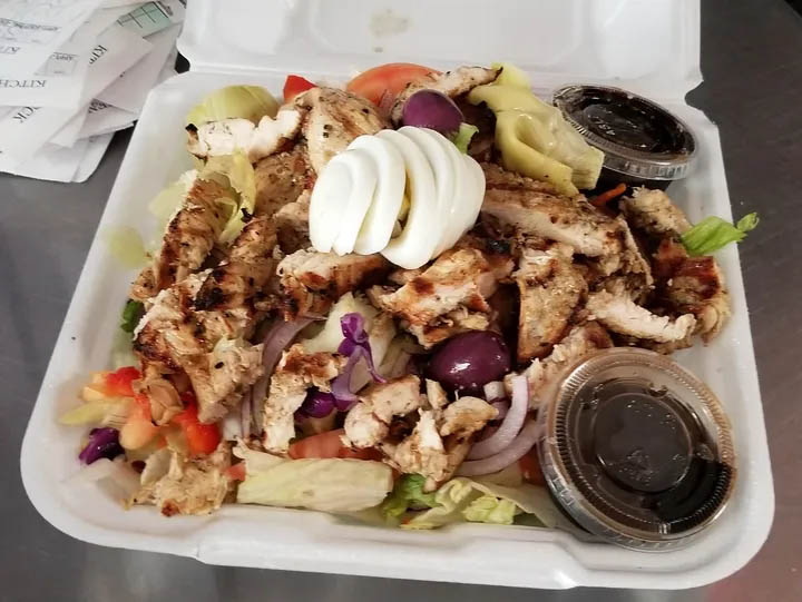 El Puerto Chicken Salad dinner